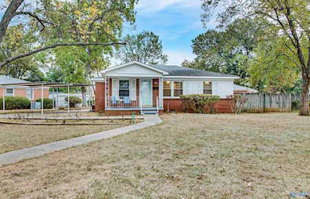 3904 SW Gesman Place Huntsville, AL 35805