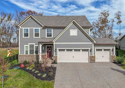 7158 Sky Meadow Dr College Grove, TN 37046