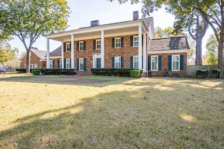 8745 Leighton Creek Cv Germantown, TN 38138