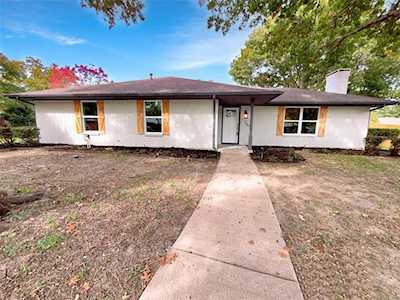 104 Santa Fe Circle Waxahachie, TX 75165