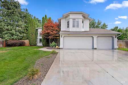 2148 S Whisper Cove Way Boise, ID 83709