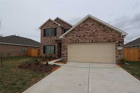 2011 Live Springs Way Rosenberg, TX 77471