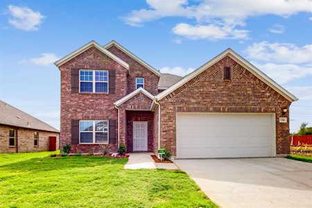 1316 Fox Glen Trail Crowley, TX 76036