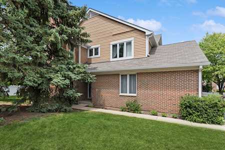 1602 E Clayton Ct Arlington Heights, IL 60004