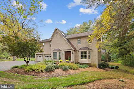 1012 Northwoods Trl Mclean, VA 22102