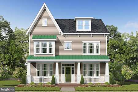 3744 Mclean Ave Fairfax, VA 22030