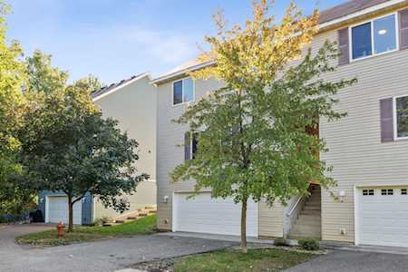 4 City View Lane Saint Paul, MN 55107