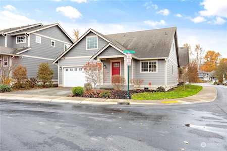751 Fuchsia Loop Bellingham, WA 98226