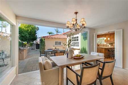119 Via San Remo Newport Beach, CA 92663