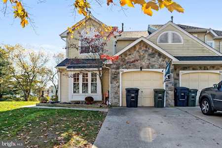 90 Kerry Lynn Ct Williamstown, NJ 08094