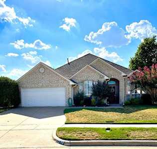 1210 Carina Drive Arlington, TX 76013