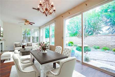 25509 Via Ventana Valencia, CA 91381