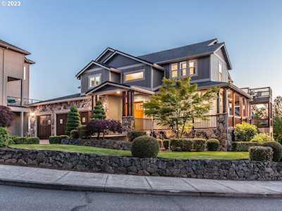 2652 NW Birkendene ST Portland, OR 97229