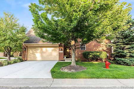 4101 Brookstone Dr Canton Twp, MI 48188