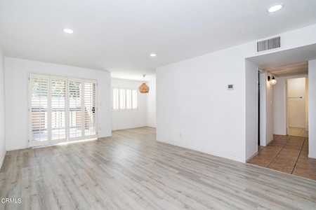 355 S Madison Ave #109 Pasadena, CA 91101