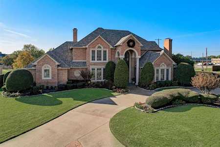 3700 S Bowen Road Dalworthington Gardens, TX 76016