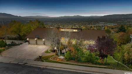 4484 Parkview Dr Salt Lake City, UT 84124