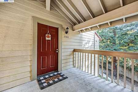 3366 Smoketree Commons Dr Pleasanton, CA 94566