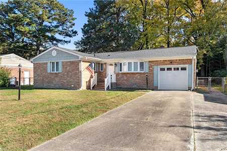 1206 Wingfield Ave Chesapeake, VA 23325