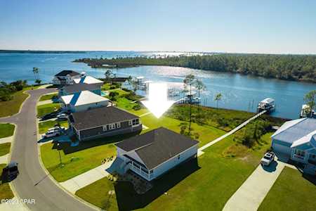 369 Confidence Southport, FL 32409