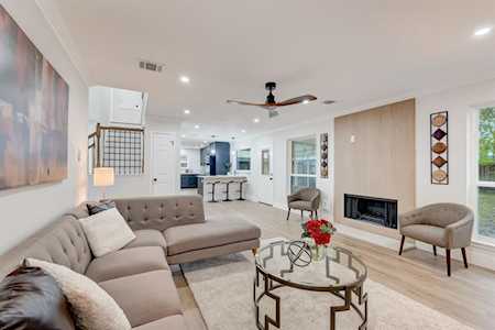 10106 Hedge Way Dr Houston, TX 77065