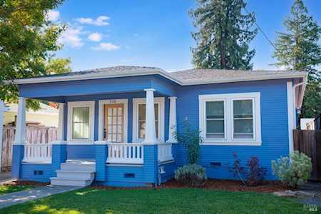 515 Brown Street Santa Rosa, CA 95404