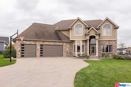 17825 Island Circle Bennington, NE 68007
