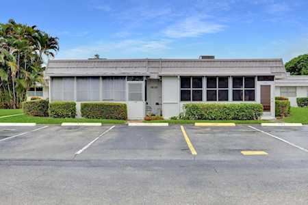 178 Valencia H #H Delray Beach, FL 33446