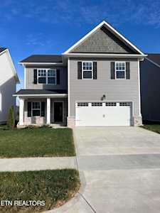 196 Hatleyberry St Oak Ridge, TN 37830
