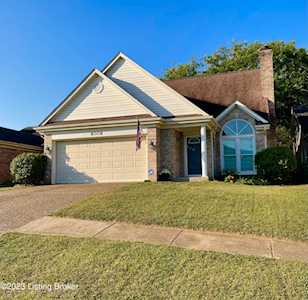 8008 Cloudcroft Ln Louisville, KY 40220