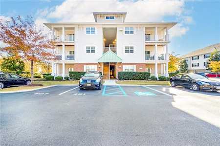 2469 Leytonstone Dr #201 Chesapeake, VA 23321