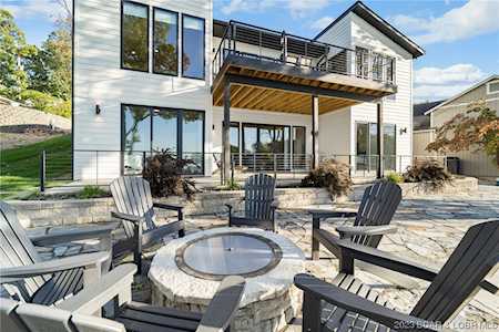 1144 Thrush Rd Lake Ozark, MO 65049