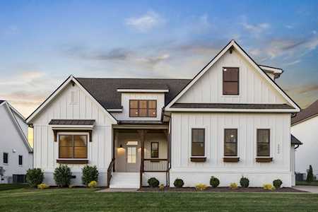 2002 Friendship Dr Spring Hill, TN 37174