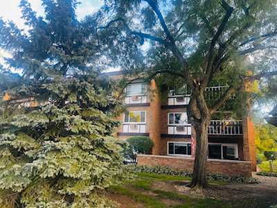 360 Claymoor St #3G Hinsdale, IL 60521