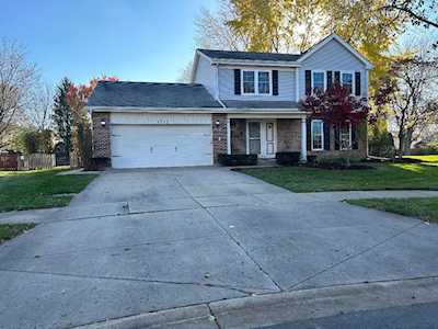 1713 White Place Downers Grove, IL 60516
