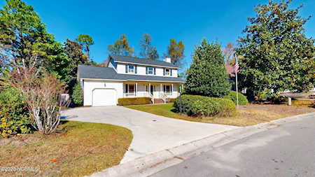 6415 Strawfield Dr Wilmington, NC 28405