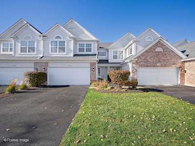 1140 Lillian Ln West Chicago, IL 60185