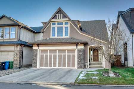 37 Mahogany Manor SE Calgary, AB T3M 0Y3