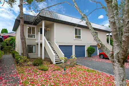 1617 102nd Place NE #B1 Bellevue, WA 98004