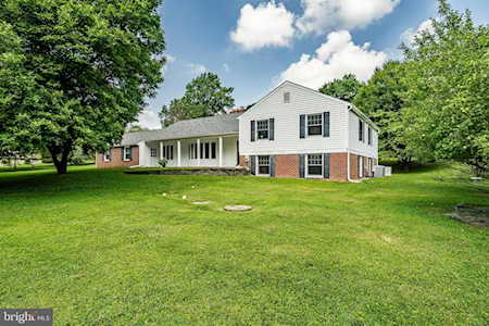 13 Orchard Ln Glen Mills, PA 19342