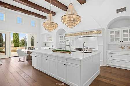 17 Prairie Grass Irvine, CA 92603