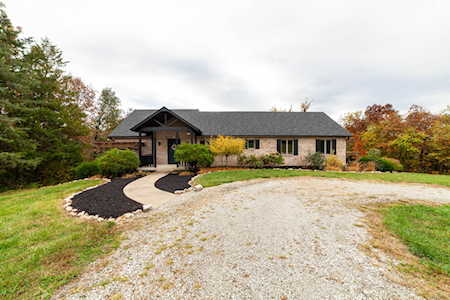 5800 E OSAGE RIDGE LN Columbia, MO 65201