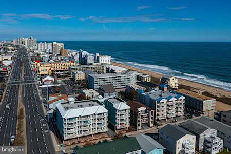 18 79th St #304 Ocean City, MD 21842