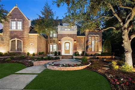 6644 Woodland Hills Lane Plano, TX 75024