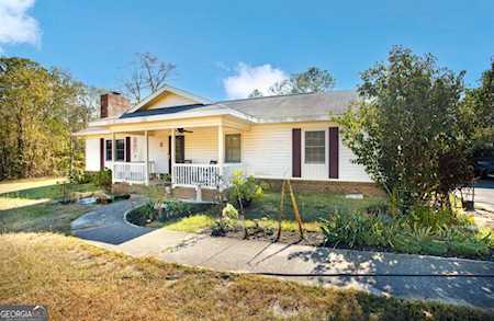 6255 Plantation Drive Lizella, GA 31052