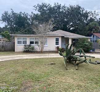 817 Chicago Avenue South Daytona, FL 32119