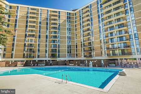 6800 Fleetwood Rd #1212 Mclean, VA 22101