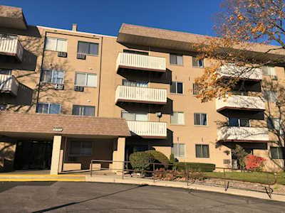 290 N Westgate Rd #416 Mount Prospect, IL 60056