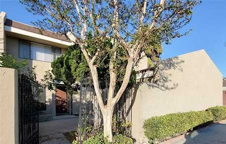 7581 College Drive Stanton, CA 90680