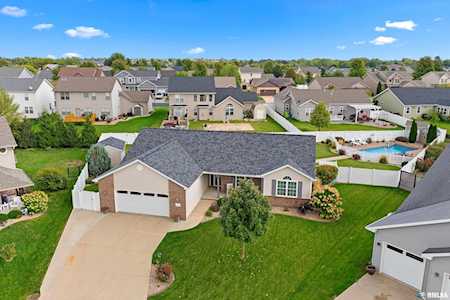 6 Anthony Ct Washington, IL 61571